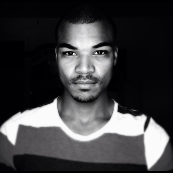 Meet Your Posher, Demitris - Picture 8 of 11